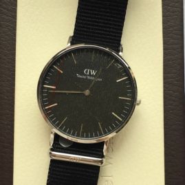 Picture of Daniel Wellington-36mm Female Black Strip _SKU0907180329301649